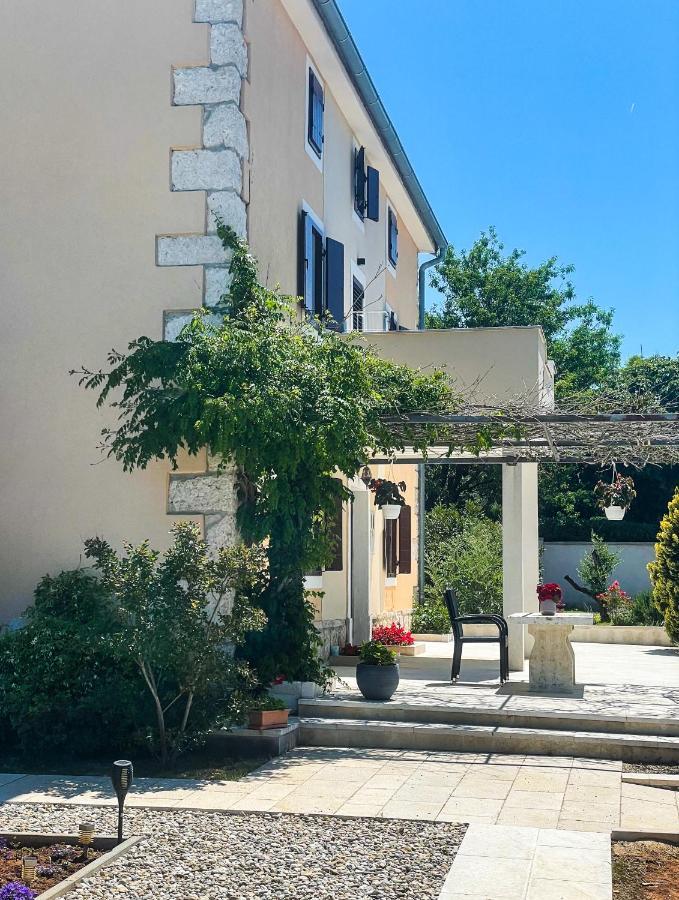 Apartments Borghetto Vinkuran Zewnętrze zdjęcie