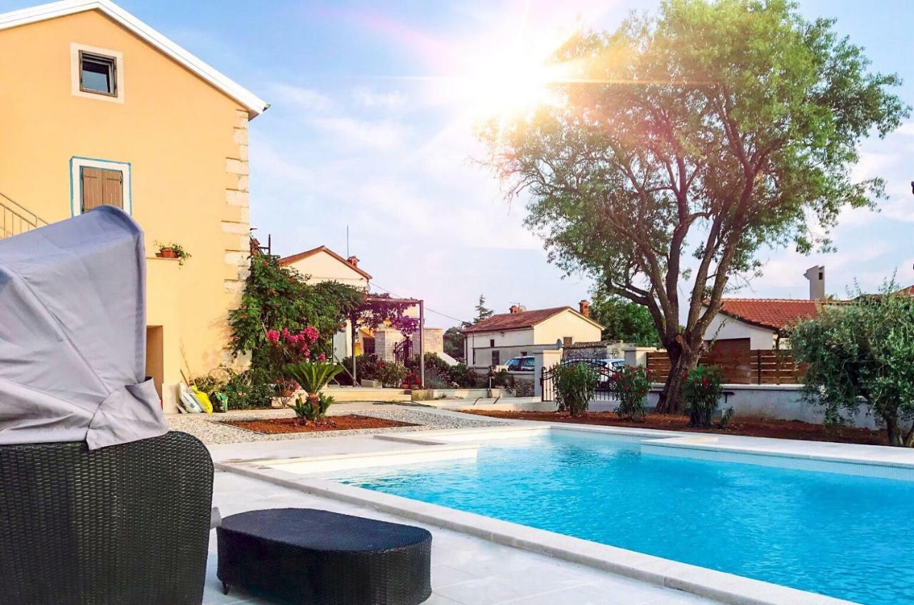 Apartments Borghetto Vinkuran Zewnętrze zdjęcie